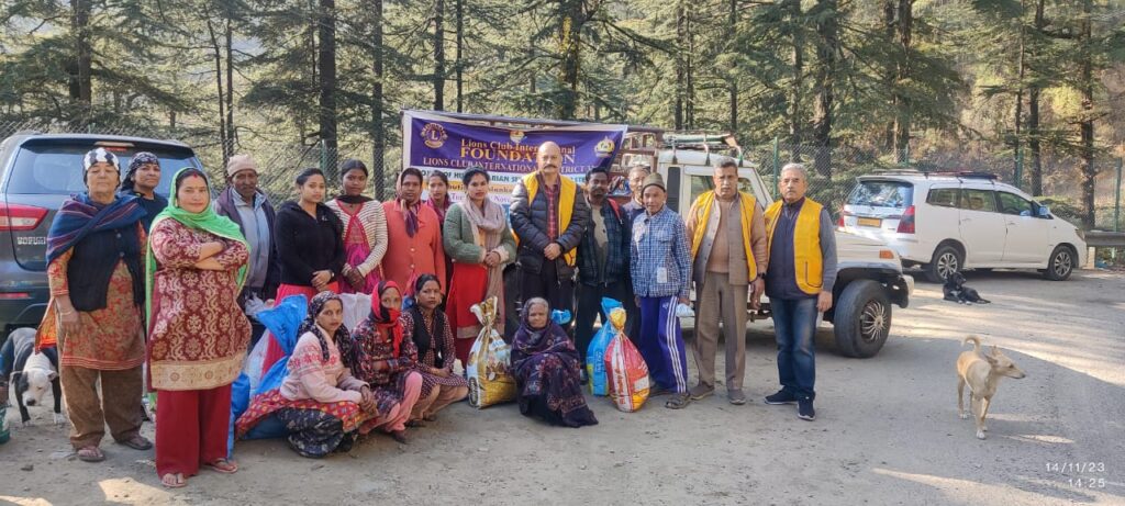 Lions Club Shimla Extends Support to Needy Residents with Rashan Kits Distribution Lions Club Shimla Extends Support to Needy Residents with Rashan Kits Distribution HIMACHAL HEADLINES
