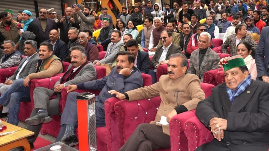Sukhu joined citizens to watch the Cricket World Cup final at the Mall Shimla HIMACHAL HEADLINES