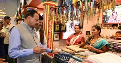 Harshwardhan Chauhan visits the India International Trade Fair HIMACHAL HEADLINES