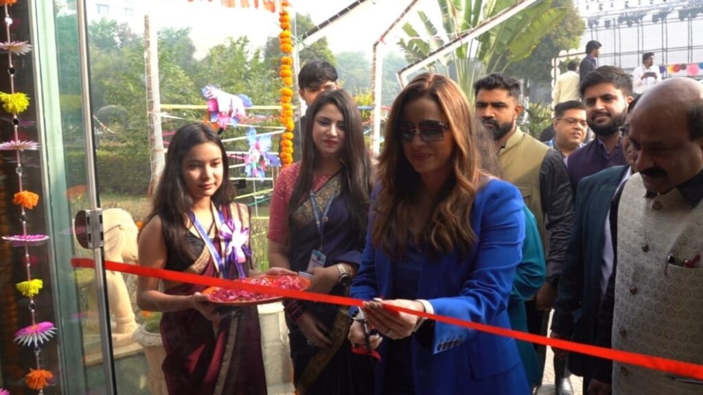 Whatever you want to do or become in life, be passionate about it : Neelam Kothari HIMACHAL HEADLINES