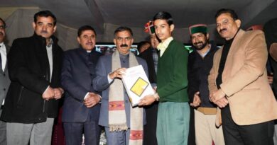 CM Sukhu distributes compensation of Rs. 11.31 crore to disaster-affected families of Solan district HIMACHAL HEADLINES