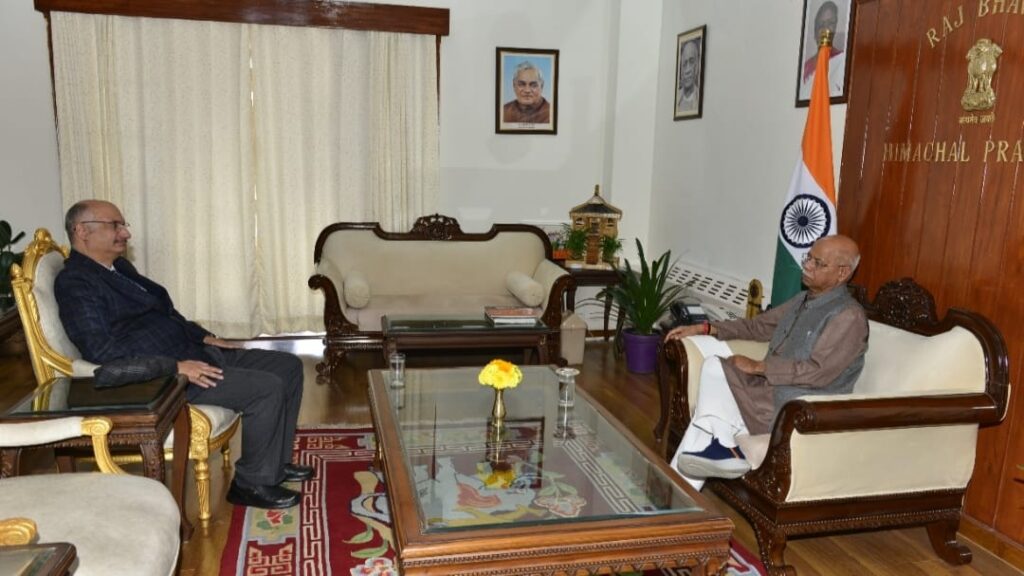Chief Justice of Himachal calls on Governor Shukla Chief Justice of Himachal calls on Governor Shukla HIMACHAL HEADLINES