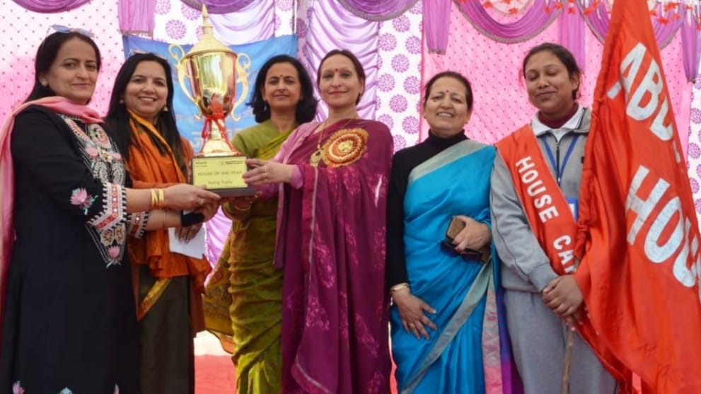 Two hundred children were awarded at the annual function at Junga School HIMACHAL HEADLINES