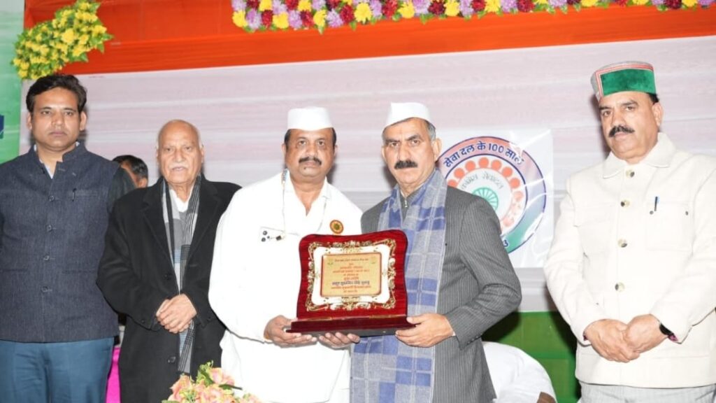 Sukhu urged Seva Dal workers to percolate government schemes to the grass root level HIMACHAL HEADLINES