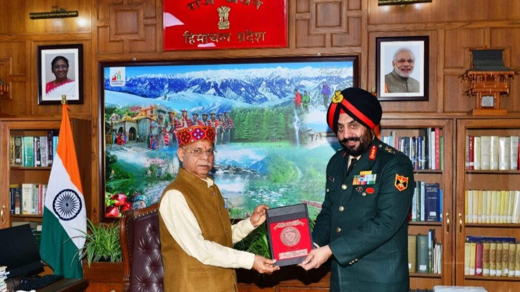 GOC-in-C ARTRAC calls on Governor Shukla HIMACHAL HEADLINES