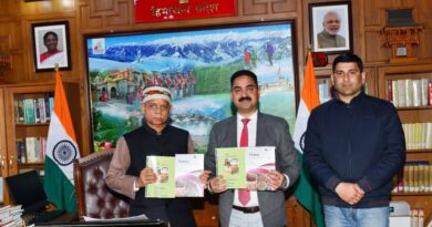 Governor Shukla released book titled “Honey – A Miraculous Product of Nature” HIMACHAL HEADLINES
