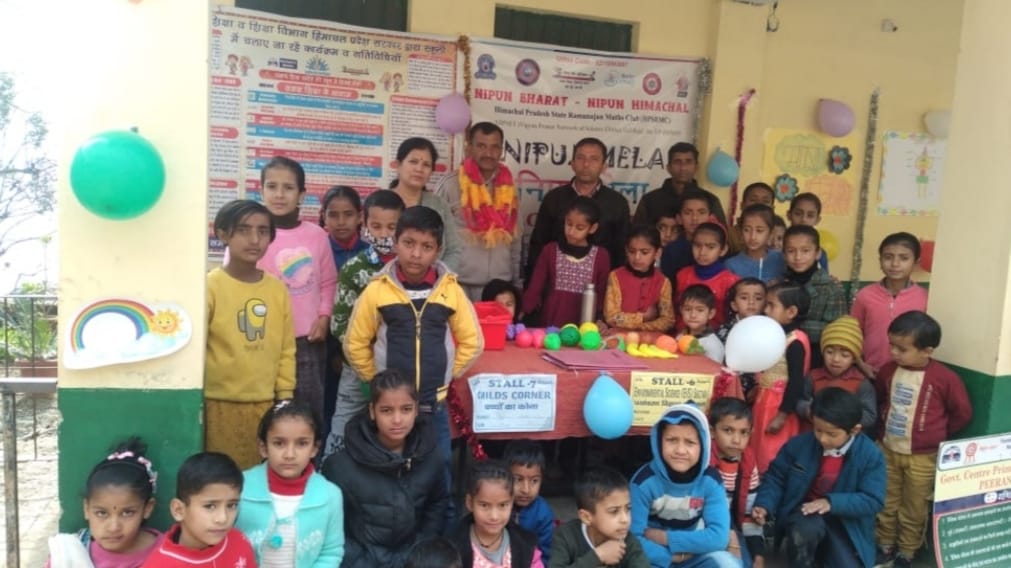 Children danced enthusiastically at the Nipun fair at Peeran School HIMACHAL HEADLINES