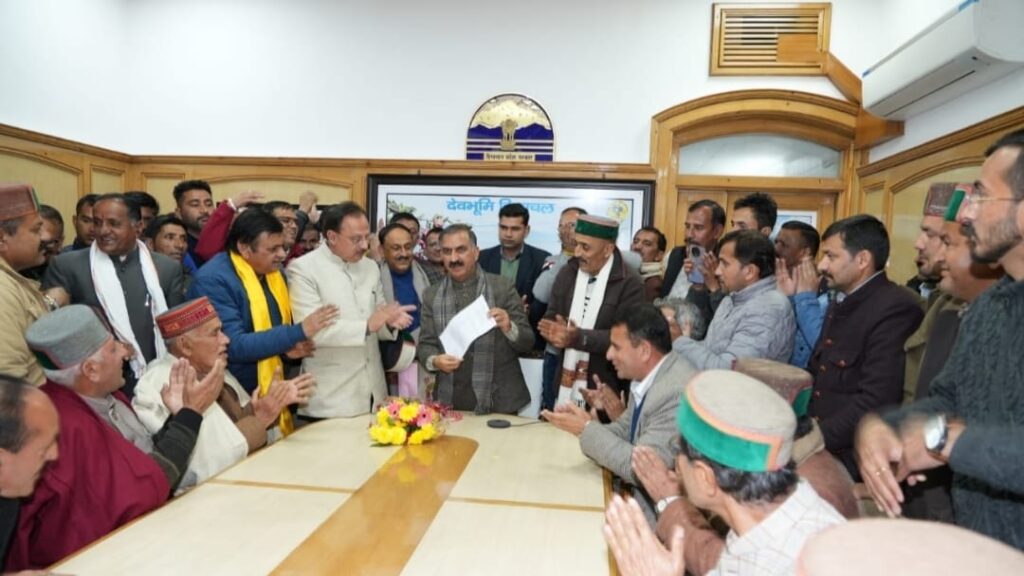 Hattee Delegation thanks CM Sukhu for Notification of Tribal Status to them Hattee Delegation thanks CM Sukhu for Notification of Tribal Status to them HIMACHAL HEADLINES
