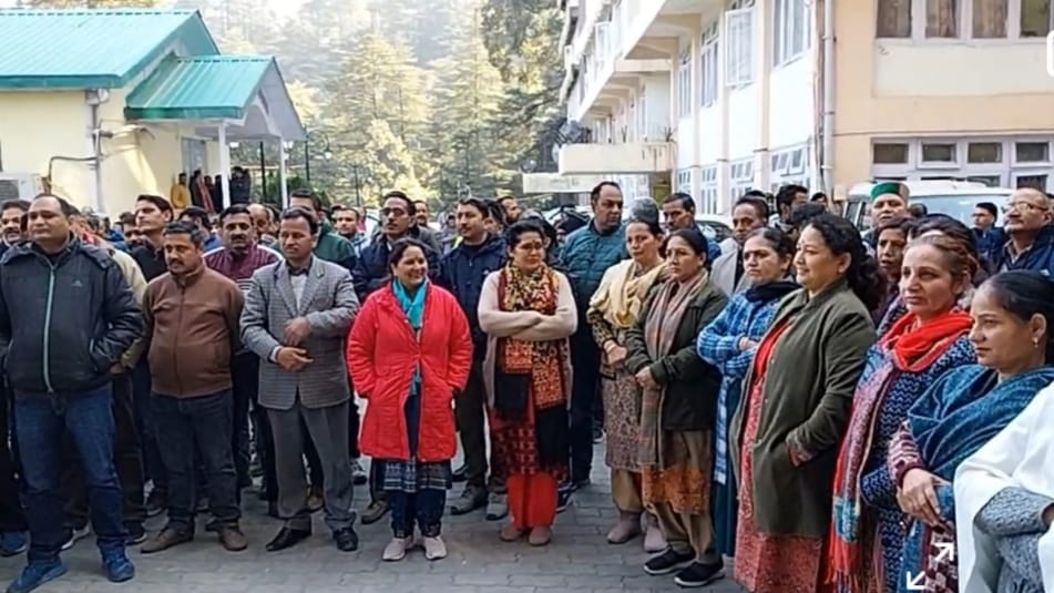 Electricity union seeks the posting of a permanent MD in the Board HIMACHAL HEADLINES