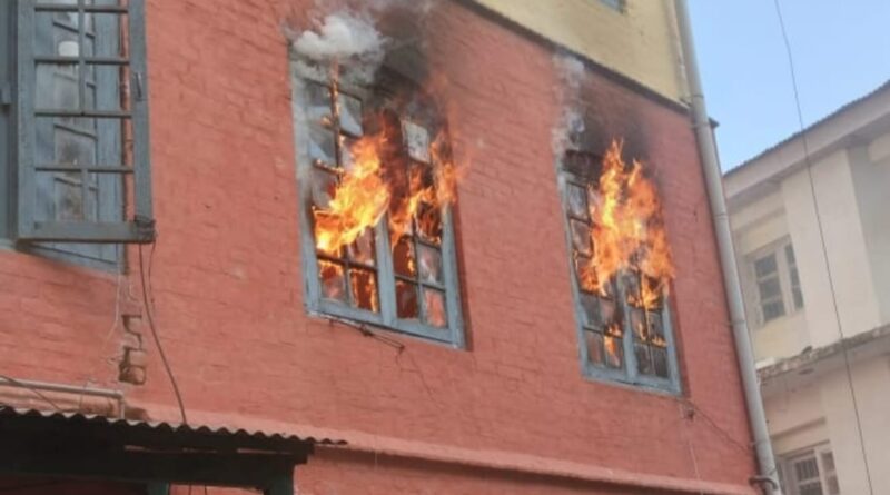 A major fire broke out at the Post and Telecom colony near scandal point Shimla HIMACHAL HEADLINES