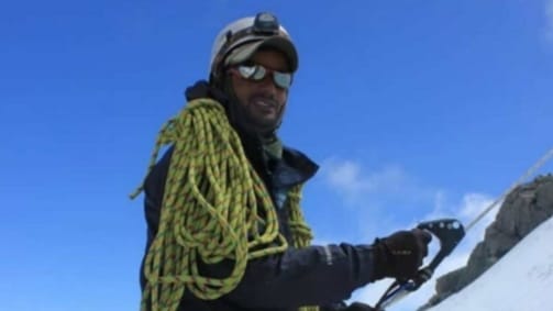 CM Sukhu congratulates mountaineer Praveen Singh CM Sukhu congratulates mountaineer Praveen Singh HIMACHAL HEADLINES