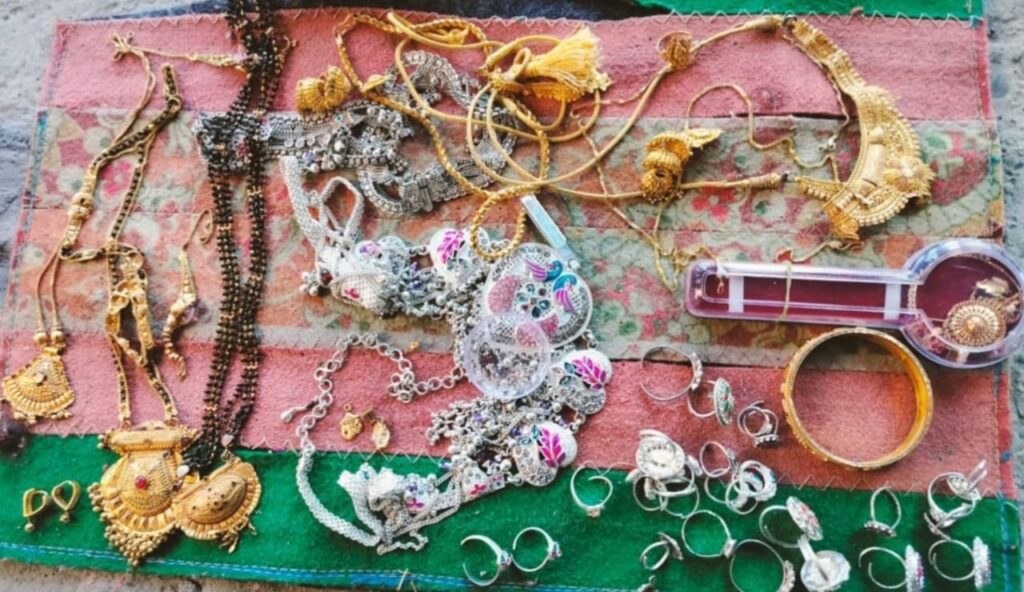 Police solve a 16 lakh ornament theft in a matter of few hours in Dhalli Shimla HIMACHAL HEADLINES