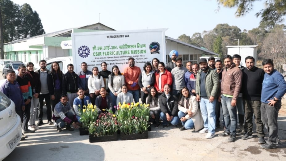 CSIR -IHBT sends tulip flowers to commemorate the opening of the Shri Ram Temple in Ayodhya CSIR -IHBT sends tulip flowers to commemorate the opening of the Shri Ram Temple in Ayodhya HIMACHAL HEADLINES