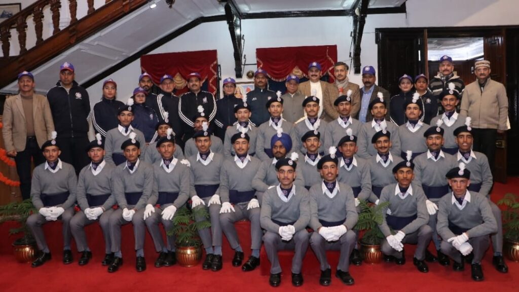 Governor Shukla interacts with NSS volunteers Governor Shukla interacts with NSS volunteers HIMACHAL HEADLINES