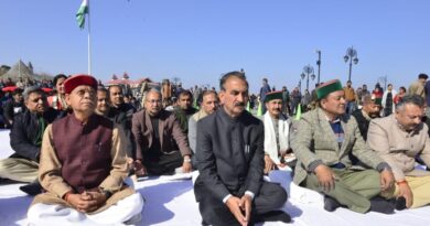 Himachal Governor, CM pay tribute to Mahatma Gandhi on his death anniversary HIMACHAL HEADLINES
