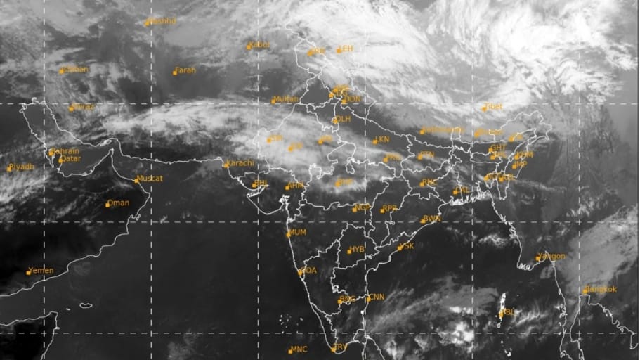 Himachal Pradesh braces for major snowfall after months of dry spell HIMACHAL HEADLINES