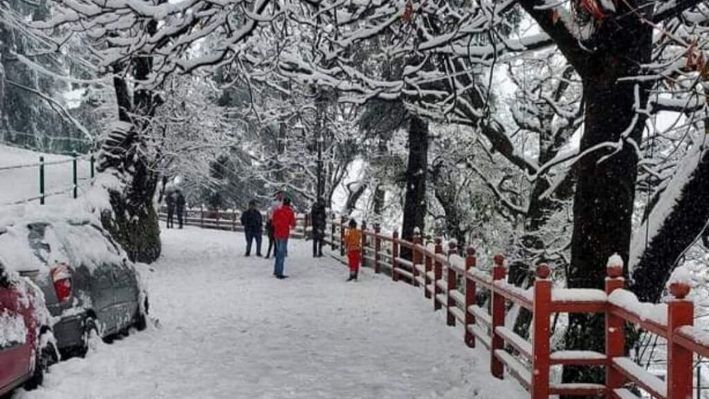 Widespread rain and snow in Himachal bring cheers to tourists, farmers, hoteliers & localities Widespread rain and snow in Himachal bring cheers to tourists, farmers, hoteliers & localities HIMACHAL HEADLINES