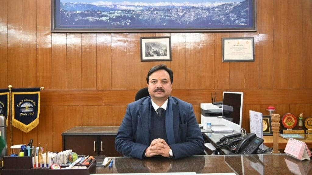 Anupam Kashyap assumes charge of Deputy Commissioner Shimla Anupam Kashyap assumes charge of Deputy Commissioner Shimla HIMACHAL HEADLINES