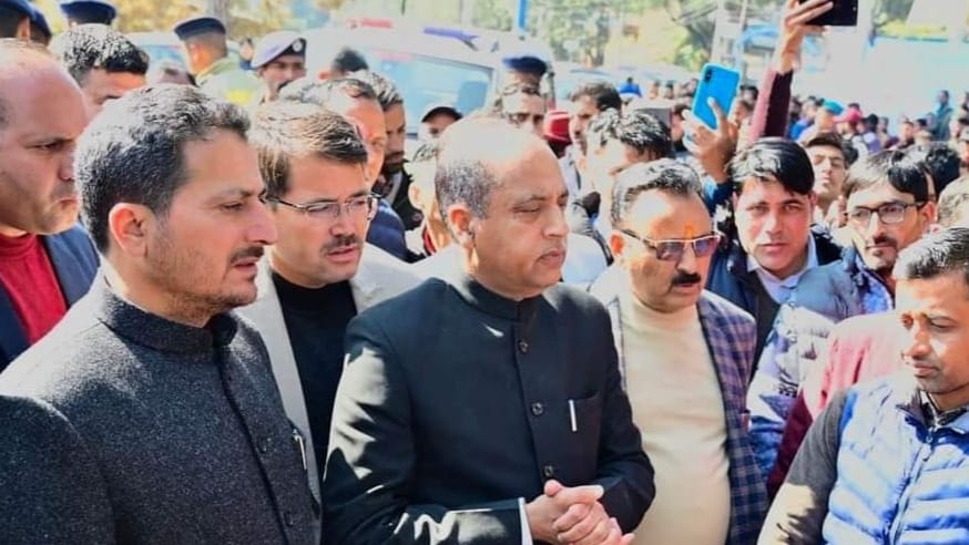 BJP boycotted the CM's reply to the motion thanking the Governor's address in the Himachal Assembly BJP boycotted the CM's reply to the motion thanking the Governor's address in the Himachal Assembly HIMACHAL HEADLINES