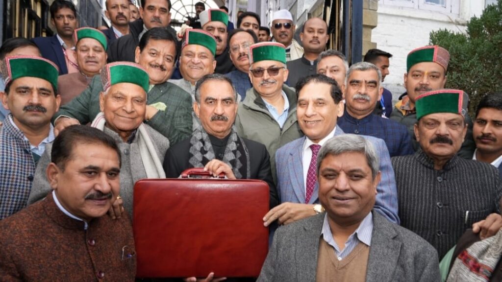 Sukhu presented Himachal's budget with a plan outlay of 58444 Crores Sukhu presented Himachal's budget with a plan outlay of 58444 Crores HIMACHAL HEADLINES