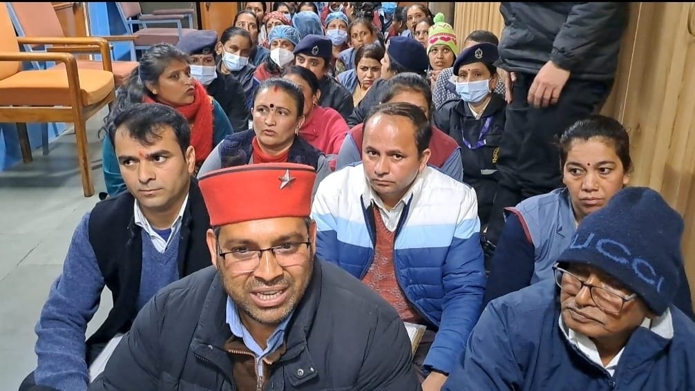 CITU demands IGMC management to give justice to COVID workers CITU demands IGMC management to give justice to COVID workers HIMACHAL HEADLINES