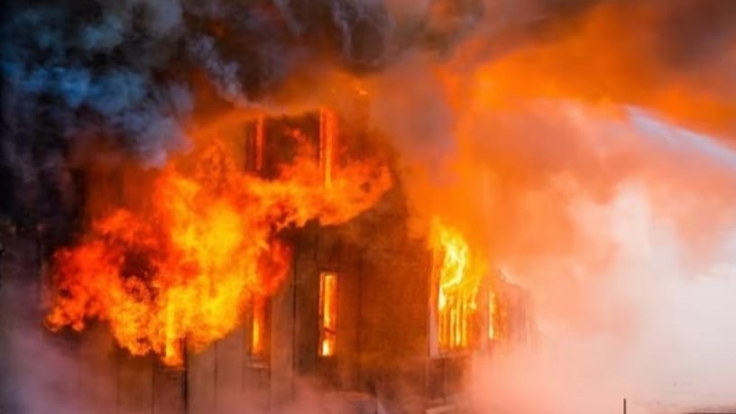 Man dies in fire mishap in Kullu  HIMACHAL HEADLINES