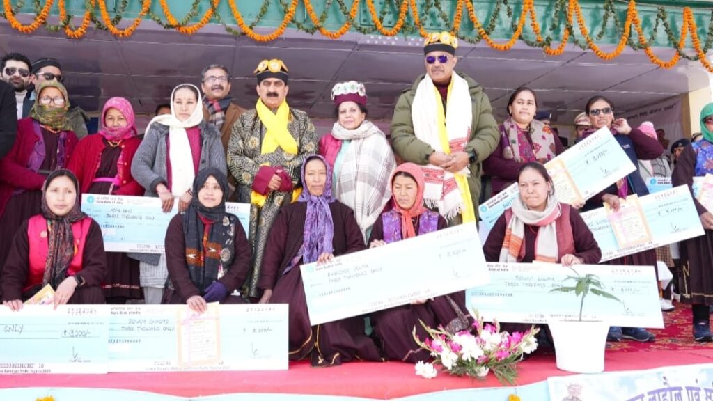 2.42 lakh women will get a pension of Rs 1500 per month: Sukhu HIMACHAL HEADLINES