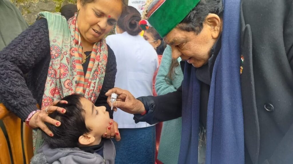 Health Minister Dr. Dhani Ram Shandil launches Polio Vaccination Drive Health Minister Dr. Dhani Ram Shandil launches Polio Vaccination Drive HIMACHAL HEADLINES