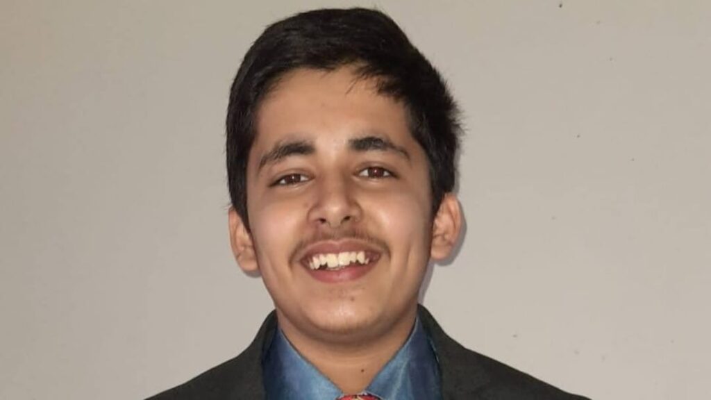 Hamirpur boy Achyut Krishna of Him academy public schools becomes state topper in B.Arch and B.Planning entrance test HIMACHAL HEADLINES