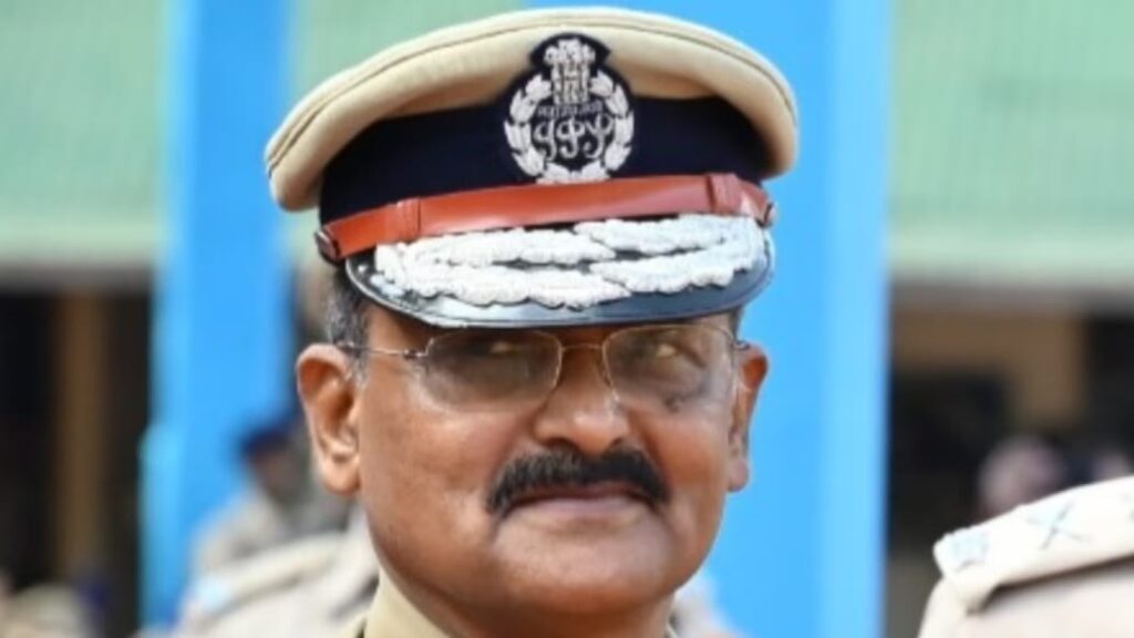 Sanjeev Ranjan Ojha to officiate as Himachal police chief Sanjeev Ranjan Ojha to officiate as Himachal police chief HIMACHAL HEADLINES