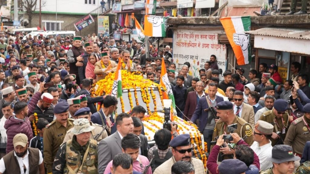 Sukhu unveils and lays the foundation of Rs. 75 crore development project in Bhatiyat AC Sukhu unveils and lays the foundation of Rs. 75 crore development project in Bhatiyat AC HIMACHAL HEADLINES