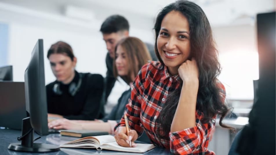 Himachal Pradesh Cabinet Approves Filling Up of 985 Vacant Lecturer of Computer Science HIMACHAL HEADLINES
