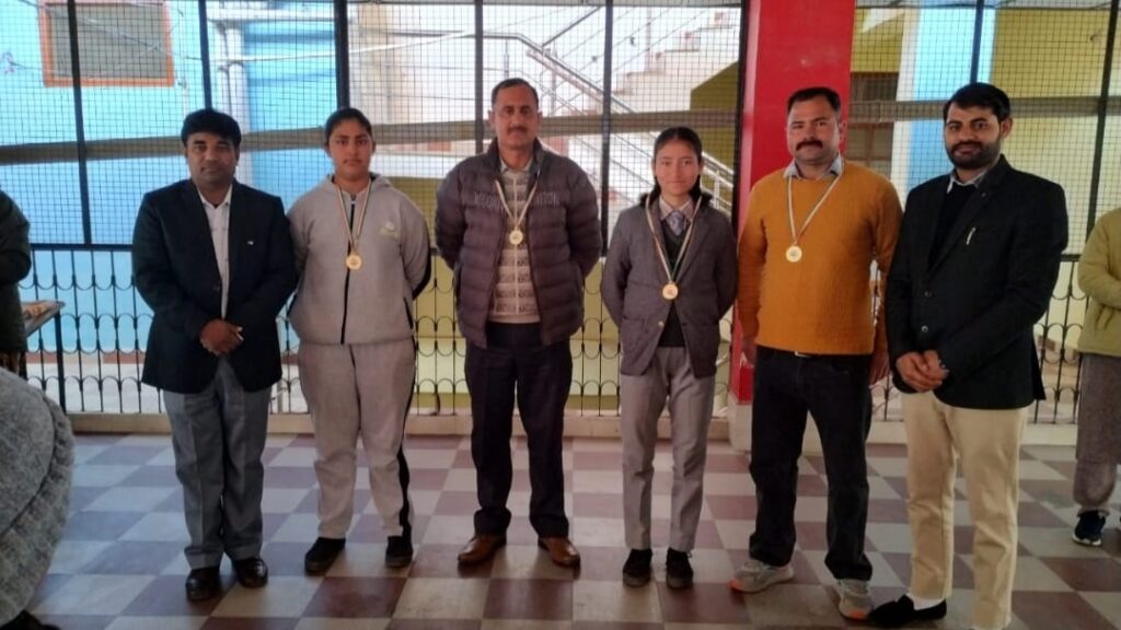 Excellent performance of two female students of HD Public School at the national level Excellent performance of two female students of HD Public School at the national level HIMACHAL HEADLINES