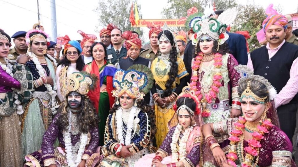 Governor Shukla inaugurates national level Holi festival at Sujanpur Tihra Governor Shukla inaugurates national level Holi festival at Sujanpur Tihra HIMACHAL HEADLINES