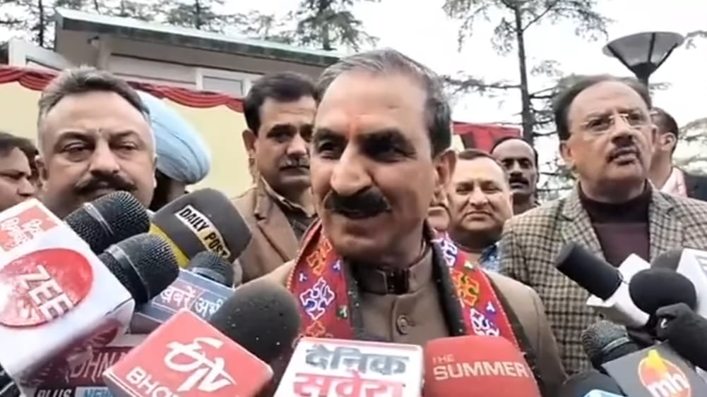Himachal CM Sukhu greeted Kangana Ranaut to jump into electoral politics Himachal CM Sukhu greeted Kangana Ranaut to jump into electoral politics HIMACHAL HEADLINES