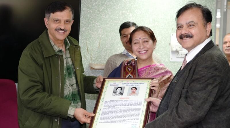 Department  bids farewell to the Director, IPR and other officers and officials on their superannuation HIMACHAL HEADLINES