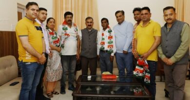 Hamirpur NP President Manoj and Councilor Rajkumar join the Congress HIMACHAL HEADLINES