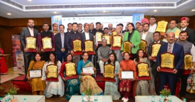 Governor Shiv Pratap Shukla honored High Flyers of Himachal HIMACHAL HEADLINES