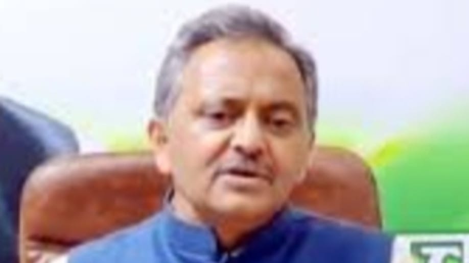 Himachal Committed to Pensioners’ Welfare: Naresh Chauhan HIMACHAL HEADLINES