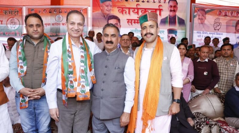 Big blow to BJP in Karsog, ticket contender Yuvraj joins Congress Big blow to BJP in Karsog, ticket contender Yuvraj joins Congress HIMACHAL HEADLINES