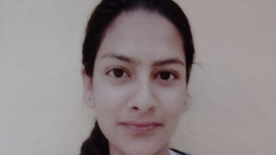 Khushboo stood first in Junga School by scoring 89 percent marks HIMACHAL HEADLINES