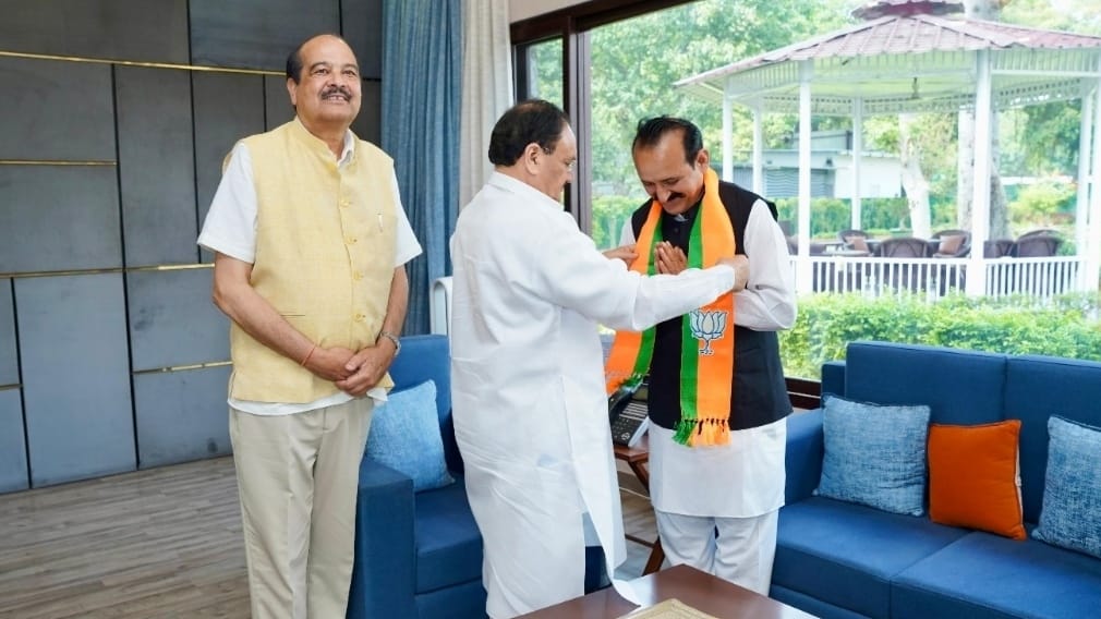 Former Himachal Pradesh MLA Shri Subhash Chand Manglet joins Bharatiya Janata Party HIMACHAL HEADLINES