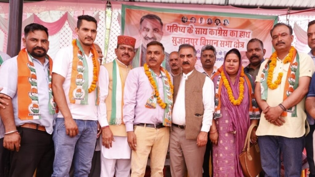 BJP workers expressing faith in the policies of CM Sukhu HIMACHAL HEADLINES