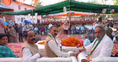 CM Sukhu asked for votes for Anand Sharma and Devendra Jaggi HIMACHAL HEADLINES