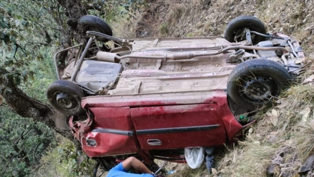 One person died and two others were injured in a road accident on Peeran Road HIMACHAL HEADLINES