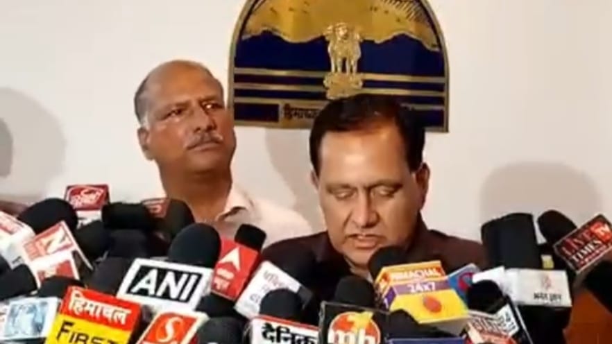 Speaker Kuldeep Pathania accepts the resignation of 3 independent MLAs Speaker Kuldeep Pathania accepts the resignation of 3 independent MLAs HIMACHAL HEADLINES