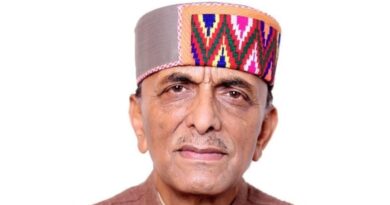 Dr. Krishna Lal Sehgal became the first artist of Himachal to get top grade in folk music HIMACHAL HEADLINES