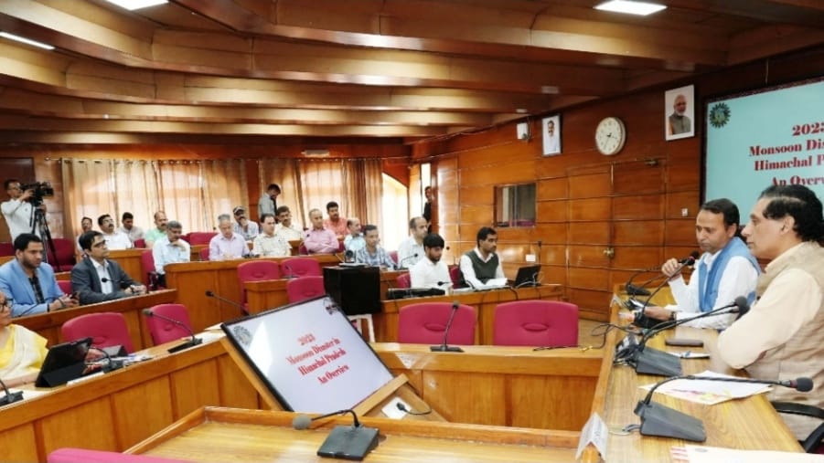 Chief Secretary directs DCs to find a suitable place to establish NDRF units in five districts before onset of monsoon Chief Secretary directs DCs to find a suitable place to establish NDRF units in five districts before onset of monsoon HIMACHAL HEADLINES