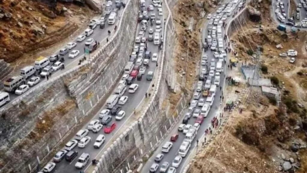 Overcrowding tourism in Himachal and its impact Overcrowding tourism in Himachal and its impact HIMACHAL HEADLINES