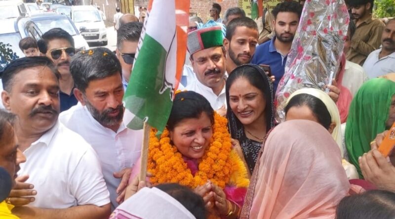 I will get every problem of Dehra resolved with the help of the Chief Minister: Kamlesh Thakur HIMACHAL HEADLINES